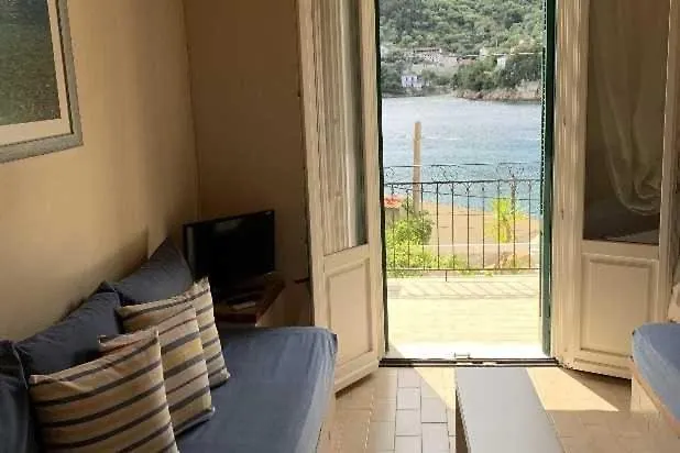 Appartamento Kioni *